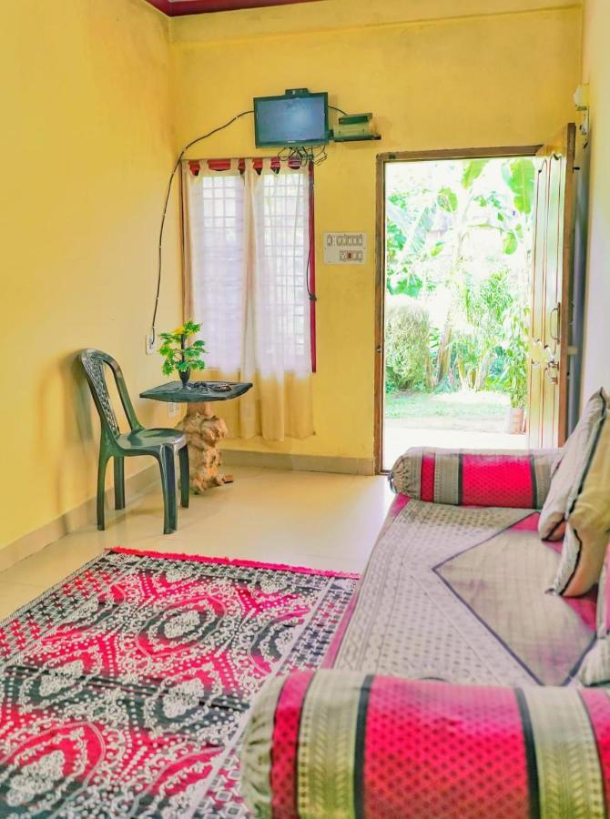 מדיקרי Eshwari Cottage מראה חיצוני תמונה